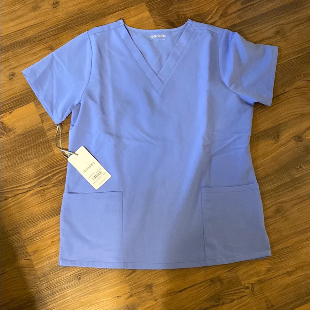 Mandala 6 pocket scrub top
